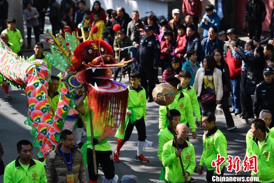 ���ݳ�������������������������Ѳ�α��������οͼе����͡��������F ��