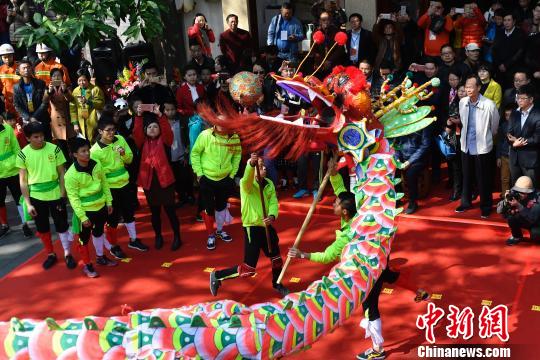 ���ݳ�������������������������Ѳ�α��������οͼе����͡��������F ��