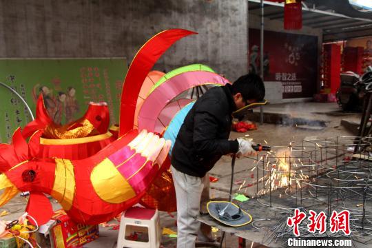 ���˺��ӵ�����˿�ܹ�����÷���� ��