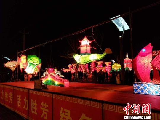 ���ӱ���ʤ����32�촫ͳԪ���ƻᡱ�ϵĻ��ơ�2008�꣬ʤ��������ѡ�ڶ������Ҽ��������Ļ��Ų���¼���������� ��