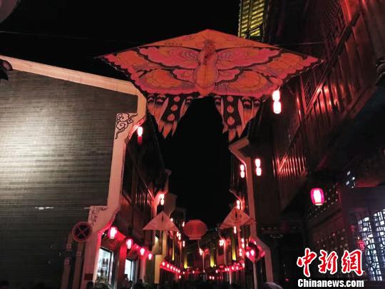 ����ʡǭ��������������Ļ�Ϊ���⣬�����˲����ųǣ�ʹ���Ϊ�о��ɹۡ��з���Ʒ������ɹ����еؿ��޵������¾��㡣������ ��