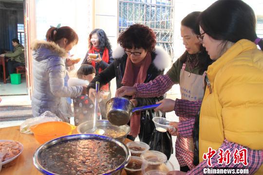 ͼΪ����Ϊ�ο�ʢ���� ����� ��