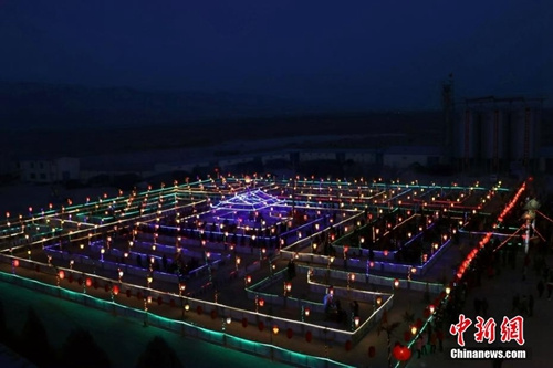 ����ͼ��������Ҵ�ųǰڡ������ƺӵ���ӭԪ������ѧ�� ��