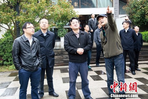 �й�ʯ��������������ί��������ʵ�ؿ����ˮ���η�չ��