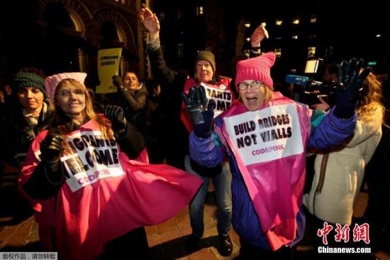 ���ڷ����������뾳���