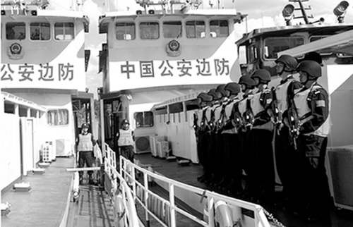 �ٱ��ڴ�ͧ�װ��ж�