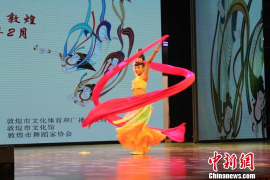 ͼΪ�ػ���չʾ������ѩ ��