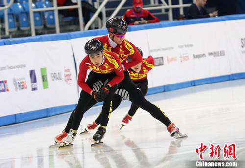 �й������̵��ٻ��Ӷ�Ա�ڽ��н���ѵ���� ��������� ���޾� ��