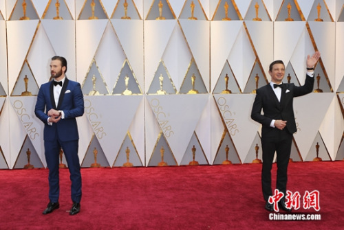 ����(��)��ӥ��ͬ��