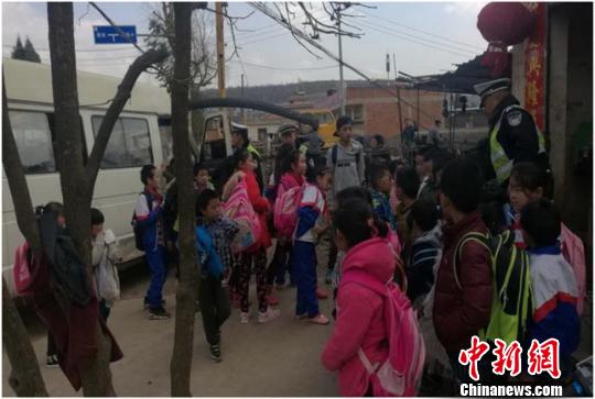 �������س����ĺ����ǡ������� ��