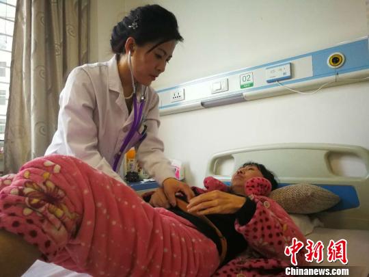 ����������󣬹���ϼû���ü�жױ�����̸����ٴ�һ�ߡ��������� ��