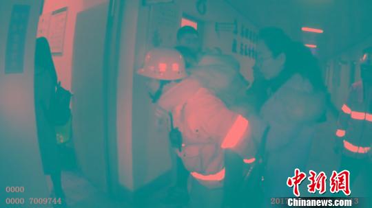 ������ѧ����ҽ �컪�� ��