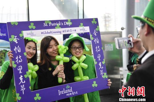 �ο��ֳ����պ�Ӱ �����F ��