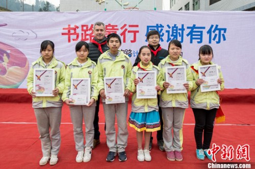 Kindle��·�ƻ�Ϊ����·ͯ�С�������С���߰䷢������һ�ʸ��