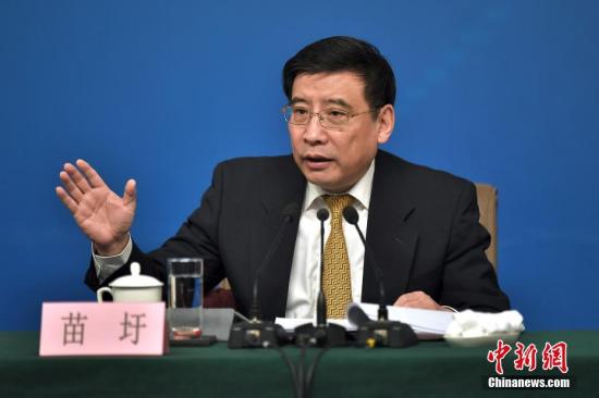 3��11�գ�ʮ����ȫ���˴���λ����������ľ��м��߻ᣬͼΪ���׻ش���ߵ����ʡ���������� ��˶ ��