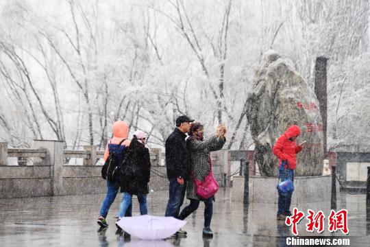 ͼΪ���������ڻƺӷ���������Ϸ��ˣ���������� ��