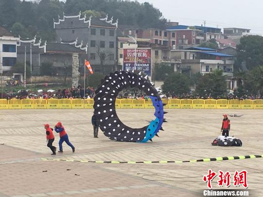 �ؼ����ݸ��ְ��ʶԾ������췽��ͼ