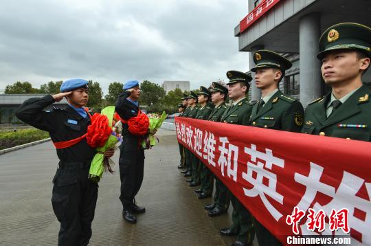 ͼΪ�Ժ���Ǯ�ʽ������ع顣�������� ��