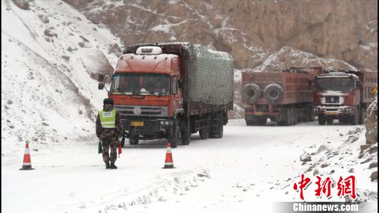 ͼΪ�侯��ͨ����֧��ʮһ�жӹٱ��赼��ͨ�������� ��