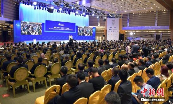 3��25�գ�����������̳2017������ں��ϲ������п�Ļʽ�� ��������� ë���� ��