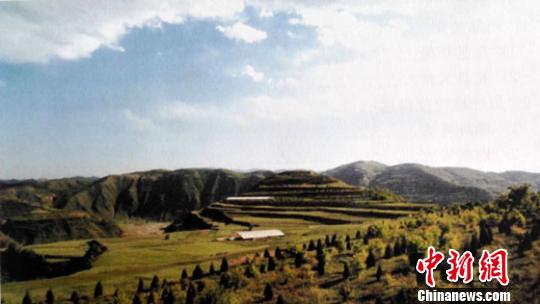 ͼΪ�����׼���̬ԭ���ز�Ʒ����ʾ���������������ء���������뾳������߾ֹ�ͼ ��