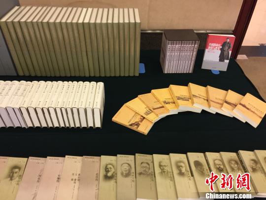 ͼΪ�㽭�Ļ��о����̲���ѧ���ɹ� ���� ��