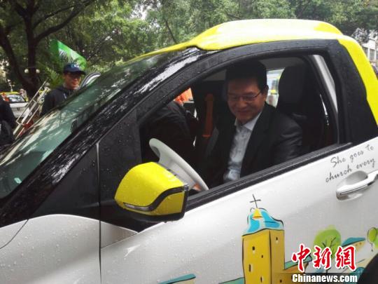 ������ί���֣���������ʻ����Դ����E100������ΰ������