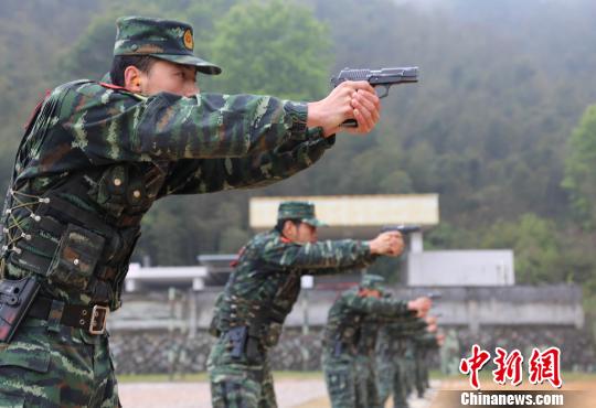 ͼΪ��ս�ٱ�����92ʽ��ǹ�����(��ǿ�� ��) ��ǿ�� ��