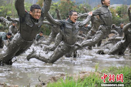 �侯��ս�ٱ���Ұ����̶��ս���ޡ����侯��ͼ ��