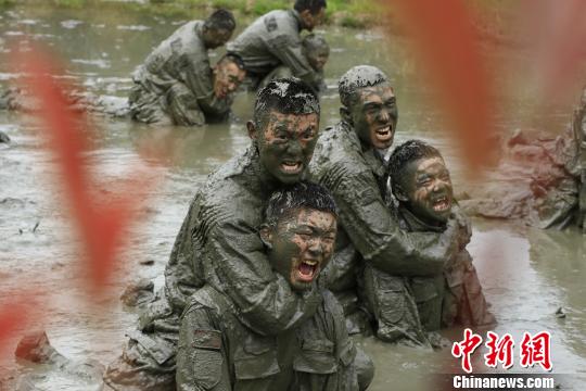 �侯��ս�ٱ���Ұ����̶��ս���ޡ����侯��ͼ ��