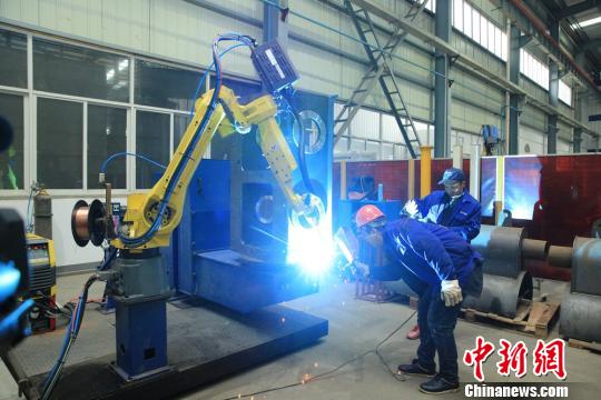 ����������з���8������˹���վ�������ػ�ת̨��ˡ��������� ��