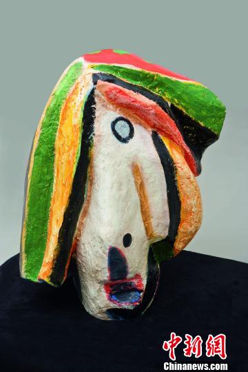 ������ĵ���Ʒ������֪���࣬�������˻ش������������1981�ꡣ