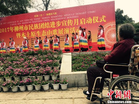 һ��ɽ�谮������������ǰ����ɽ�衣�������� ��