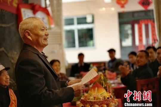 ѧ���ֳ�Ϊ��ʦ��ʫ ��� ��