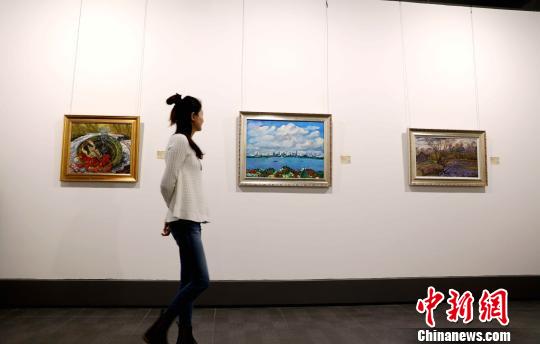 �������ڹ�չ ���� ��