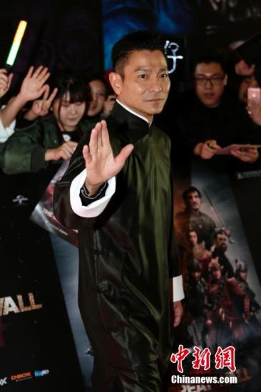 12��6�գ�����ıִ���ĺ����Ӱ�����ǡ��������ڱ������У�����ı����Яʮ��λ�������࣬�����������Ѱ溣����Ԥ�档ͼΪ���»������̺����������� ���˼ ��