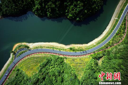 ͼΪ�˴λ񽱵ĵ�λ֮һ����ǧ���������̵� ���� ��