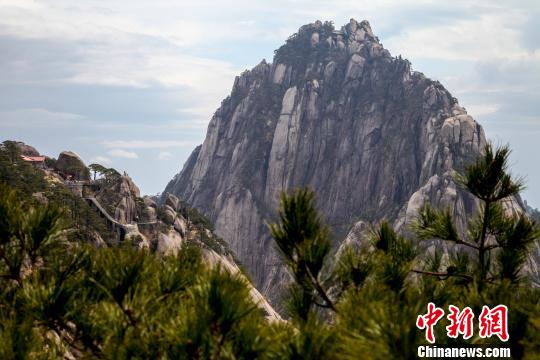 ��ɽ�춼�� �ཨ�� ��