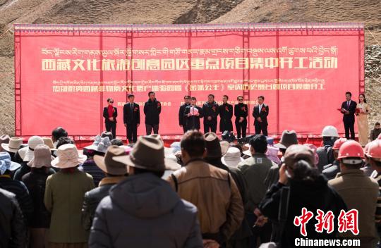 ͼΪ28�գ������Ļ����δ���԰��9���ص���Ŀ���п�����ʽ���������С��������� ��