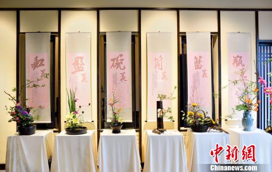 ͼΪչ����ĵ���� ��ѧ�� ��