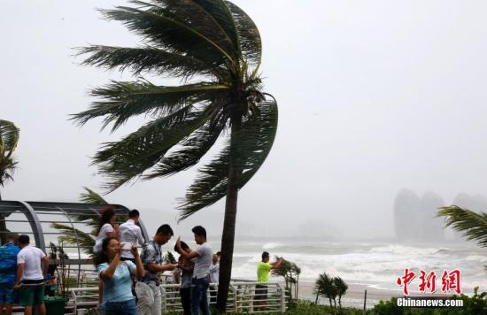 ����ͼ��2016���21��̨�硰ɯ��Ρ��ں��ϵ�½����½ʱǿ��Ϊǿ̨�缶(14��)����½��ġ�ɯ��Ρ�������������ˡ���������� ������ ��