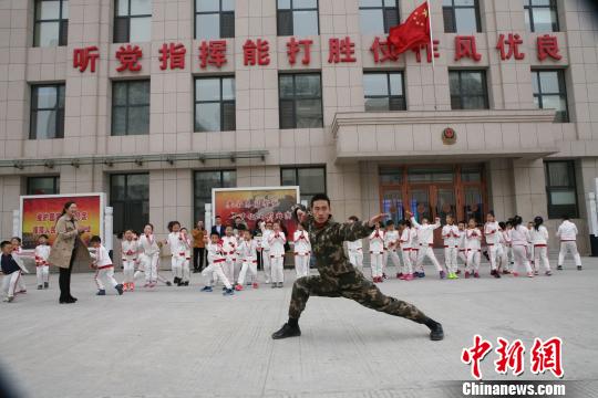 ������50����ʦ���߽���Ӫ�������� ǿ��������ʶ��������Զ ��