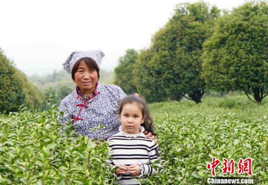 �ɲ蹤����һ�����СŮ����Ӱ�������Ȩ ��