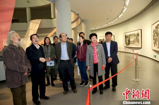 ͼΪ���α��ڹ�չ �⿭�� ��