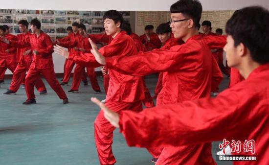 ��Դ�ںӱ����ݵĹ��Ҽ��������Ļ��Ų�--����ȭ��Ҳ���й��Ĵ���ȭ֮һ����ȭ����2012�꿪ʼ����ȫ����Сѧ�н����ƹ㡣��Ϊ����ȭ�����Դ����������ָ�����ʮ����һ��������ȭ�������ƶ�����ȭ��У԰������������ũ�壬�����ٽ�����ȭ�Ĵ��кͷ�չ���ھ�����ѧ��ѧ�����������ֵĴ�����ѧϰ����ȭ�Ļ���������·�Լ��������ӱ����������Ļ�ԴԶ������1996�걻����Ϊ��ȫ������֮�硱����������ȭ������������ׯ������������ɽ�����ش�������ȭ�Ļ����ϴ�����λ���й��Ĵ���ȭ����������� �κ�ϼ ��