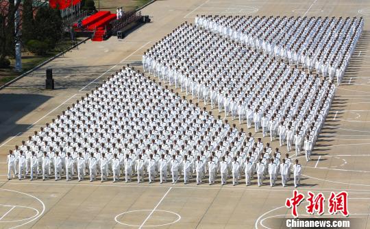 ��ǧ�˴󷽶ӡ��任�Ŷ��Ρ����ּ� ��