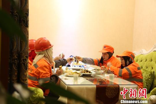 ͼΪ�����������ڲ����������ʳ�����ź��� ��