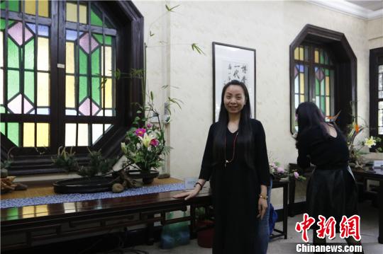 ͼΪ��һ���Ļ���ϵ���Ļ��֮�����廨���� ���߷� ��