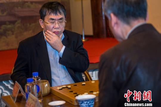 ���պ�Χ��Ԫ�����ֳ��������� ��