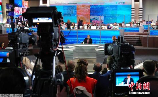 �ݱ���������ġ����վ�ֱ�����ߡ���Ŀ�յ���Լ187������⣬��������ͨ���绰�����37�������ͨ�����ţ�28���ͨ���罻���硣